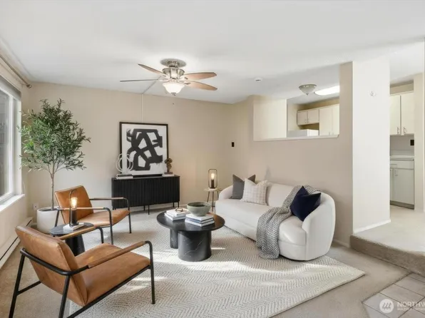 18102 15th Avenue NE #B210, Shoreline, WA 98155