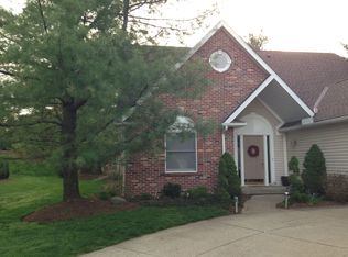 224 Lake Pointe Dr, Akron, OH 44333