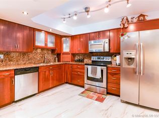 3847 Alcantara Ave, Miami, FL 33178