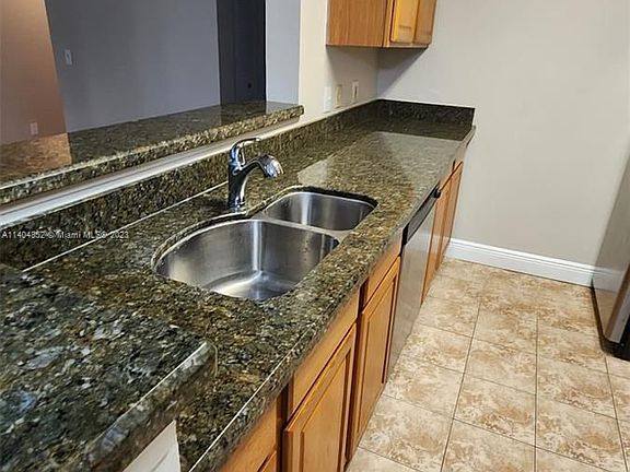 4th image of 815 W Boynton Beach Blvd APT 12202