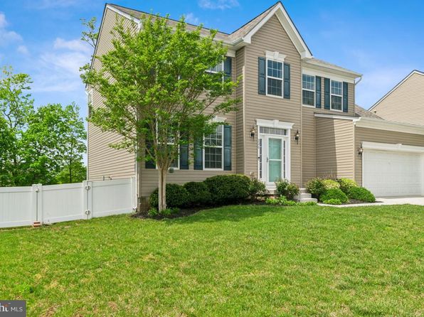 220 Colbert St, Taneytown, MD 21787