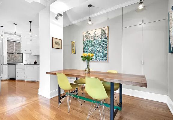 2nd image of 255 W 108th St APT 6E