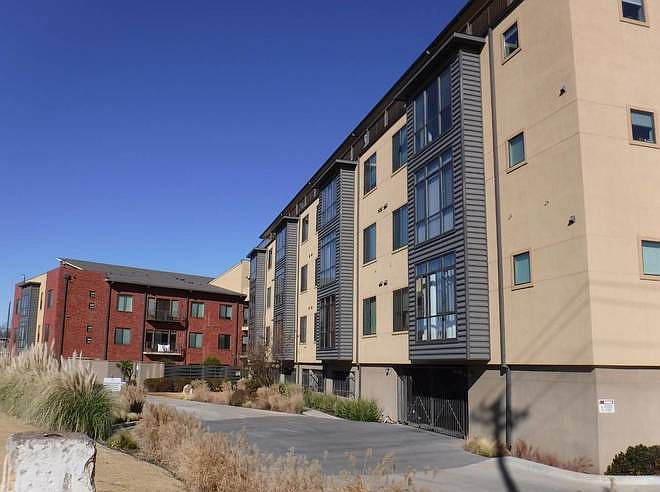 1st image of 401 E Boyd St Floor 207-2