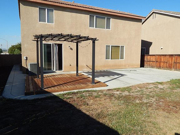 4th image of 29389 Whitewater Dr