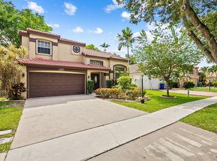 2712 Cayenne Avenue, Cooper City, FL 33026