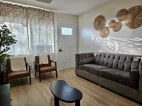 4th image of 2760 E Wier Ave APT 1