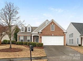 10525 Amontillado Dr, Charlotte, NC 28277