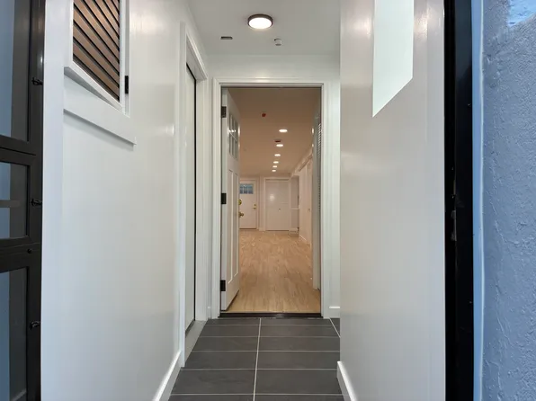 716 11th Street image 12 of 37