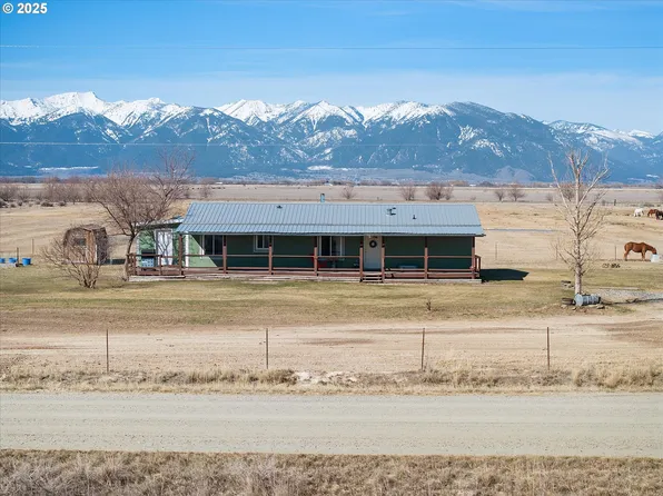 44516 Sunnyslope Rd, Baker City, OR 97814