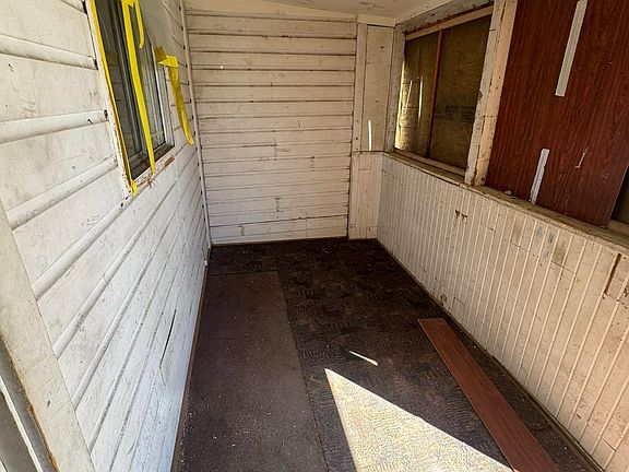 4th image of 517-28 1/4 Rd