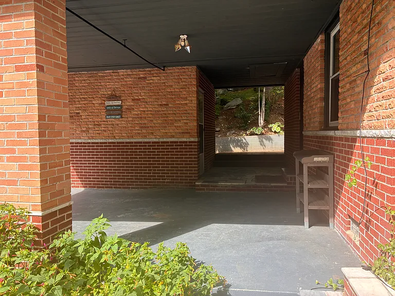 108 Virginia Ave — Photo 20