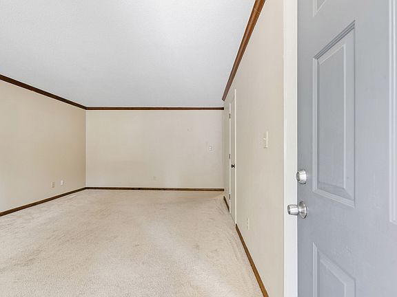 5th image of 232 Hendrix Dr #232