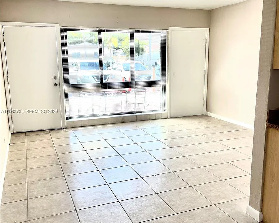 5910 NE 18th Ave #3