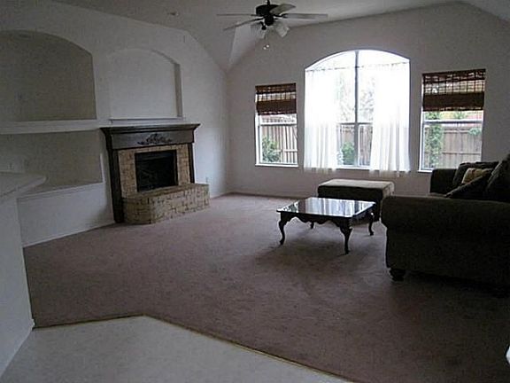3rd image of 2320 Keystone Dr