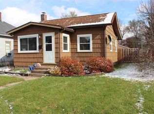 360 21st St, East Moline, IL 61244