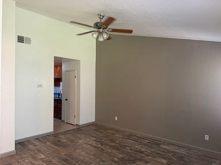 9145 Newhall Dr #58 — Photo 3
