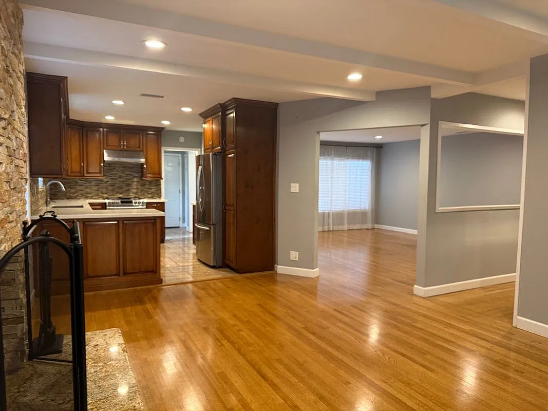 3 bed, 2.0 bath, 1548 sqft, $6,200 — Photo 2
