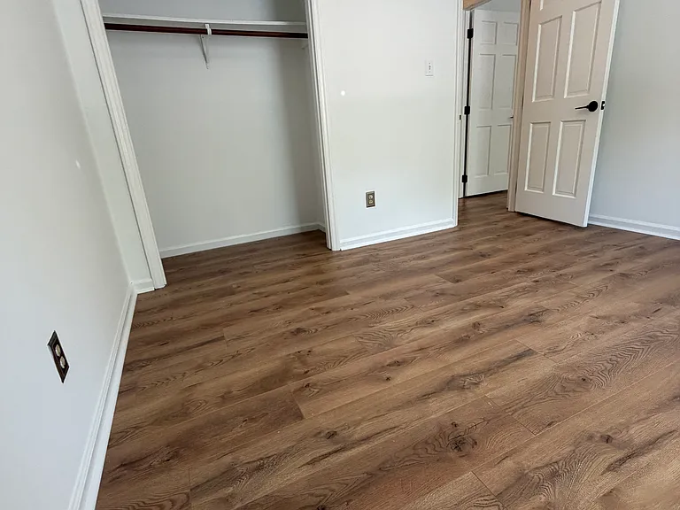 337 E Millbrook Rd — Photo 34