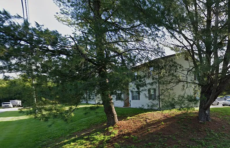 100 Walnut Grove Rd