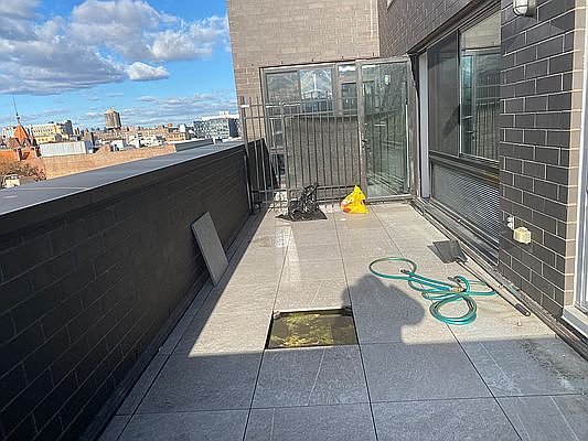 5th image of 2183 3rd Ave #903