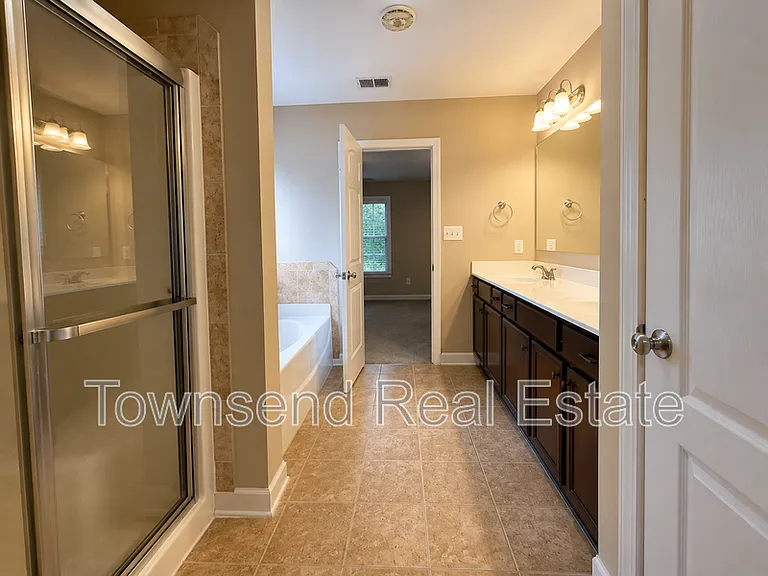 2817 Blockade Runner Dr — Photo 17