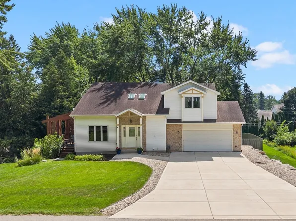5591 Huntingwood Way, Waunakee, WI 53597