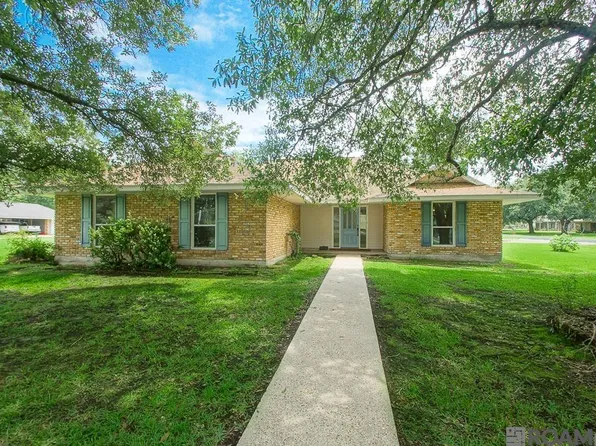 10112 Shoe Creek Dr, Baton Rouge, LA 70818