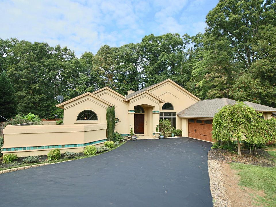 1st image of 730 Stonewood Dr