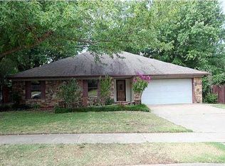 7508 S Juniper Ave, Broken Arrow, OK 74011