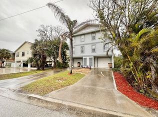 611 2nd St APT A, Indian Rocks Beach, FL 33785