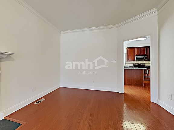 5th image of 3323 Grassy Pointe Ln