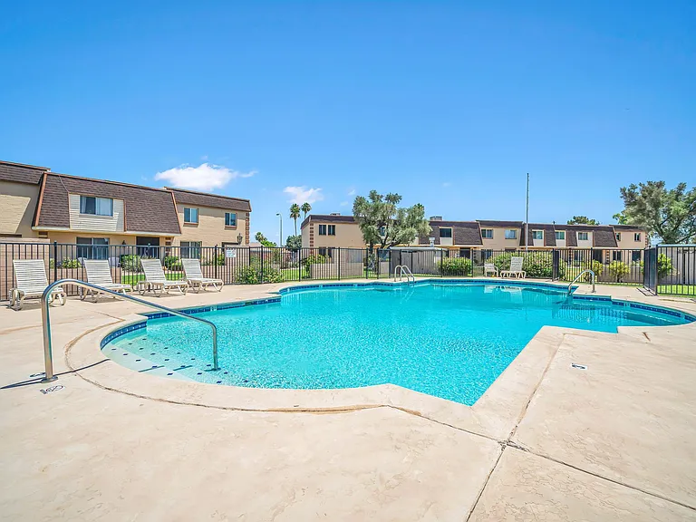 8462 E Chaparral Rd — Photo 3