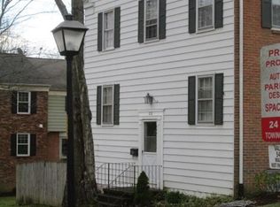 218 Huntington Ln, Blacksburg, VA 24060