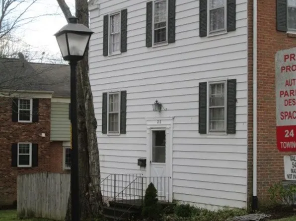 218 Huntington Ln, Blacksburg, VA 24060