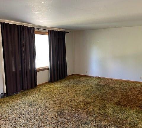 2nd image of 1104 E Market St