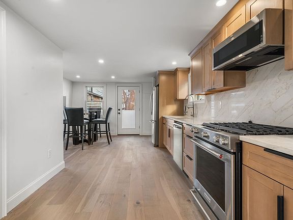4th image of 29 Thorwald Avenue