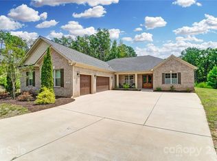 4180 Palm Dr, Denver, NC 28037