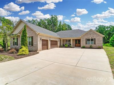 4180 Palm Dr, Denver, NC, 28037