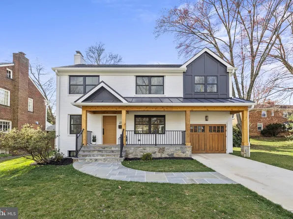 2706 Valley Dr, Alexandria, VA 22302