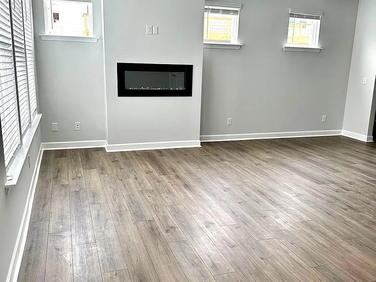 1414 Irving Hill Dr — Photo 4