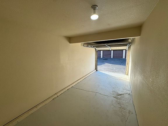 4th image of 2743 Kline Cir #2
