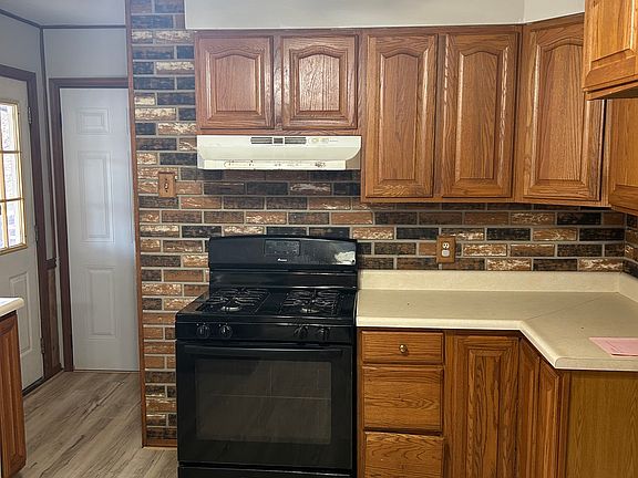 3rd image of 10101 Toelle Ln