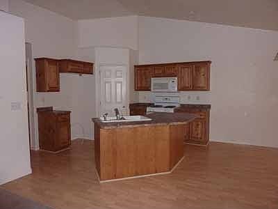 2nd image of 5121 Tomahawk Dr