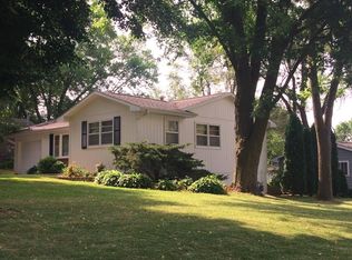 1901 H St, Iowa City, IA 52240