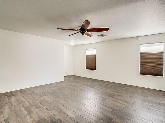 5th image of 1100 E Arabian Dr