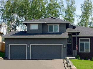 16124 Stineburg Dr, Eagle River, AK 99577