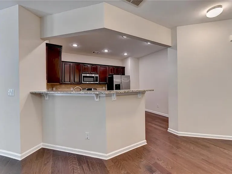 2152 Greencrest Cir — Photo 13