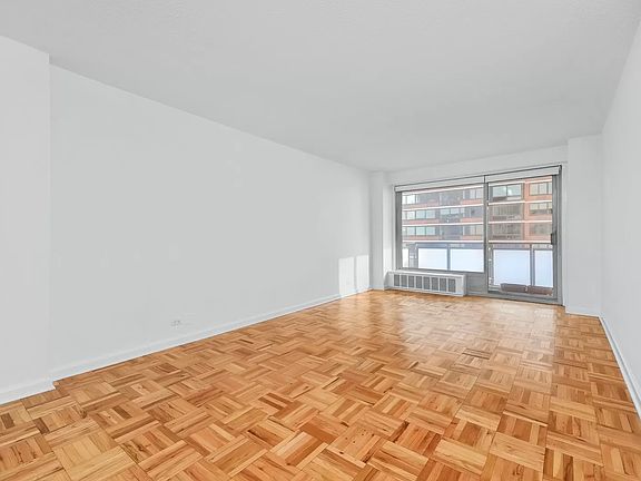 3rd image of 300 E 40th St APT 22N