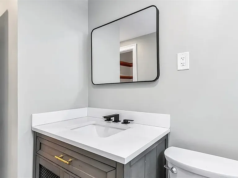 212 Cambridge Rd — Photo 19