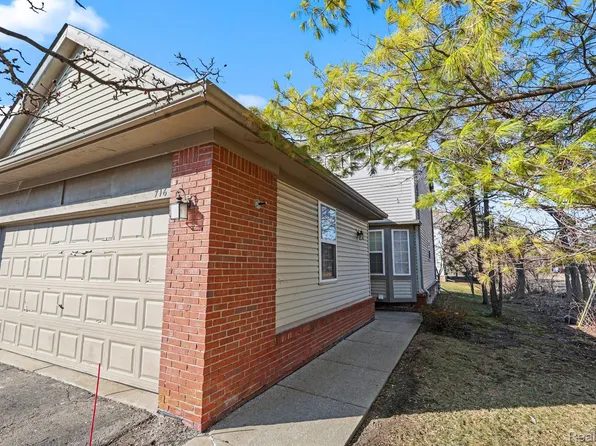 716 Palmer Dr, Pontiac, MI 48342